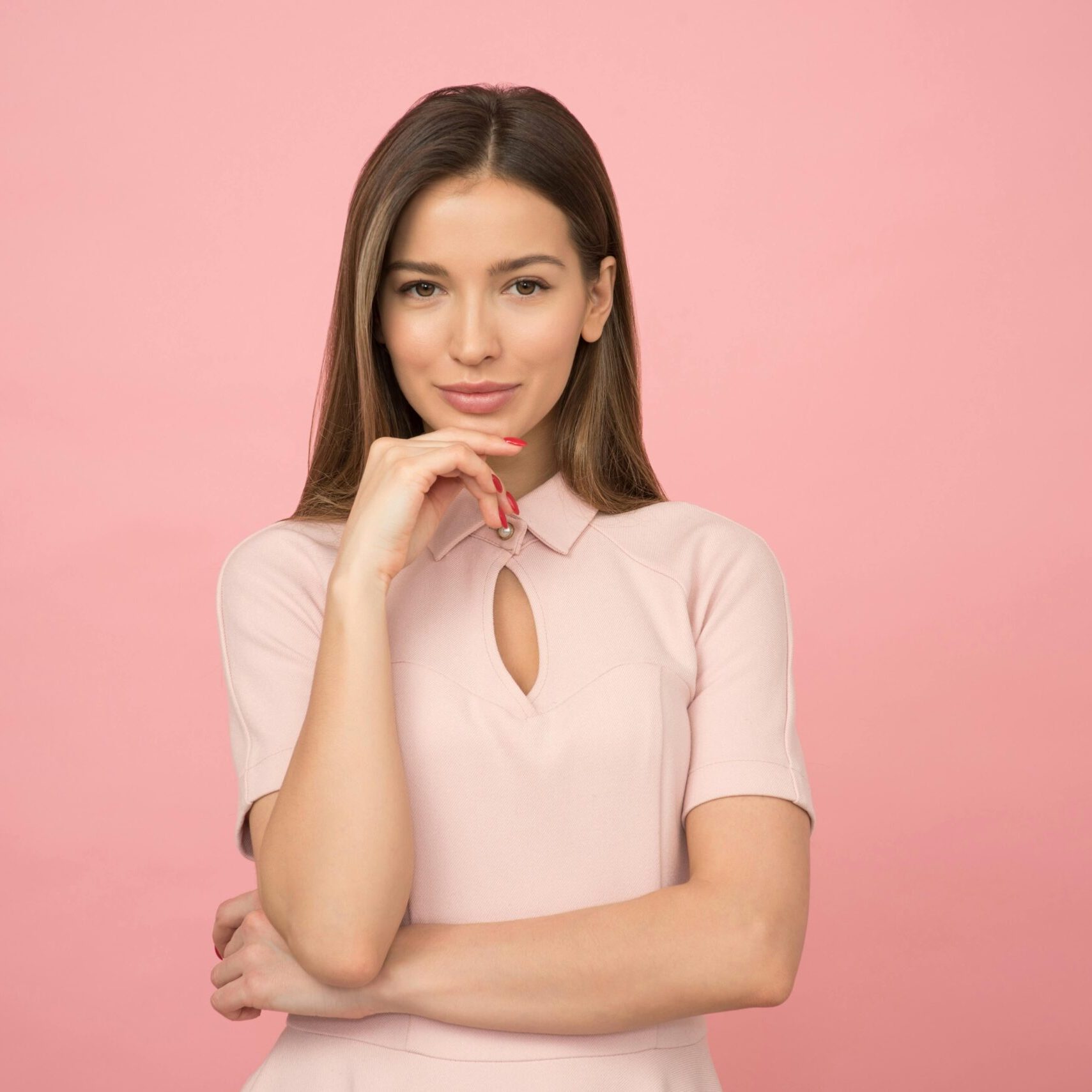 woman-pink-background woman-pink-background
